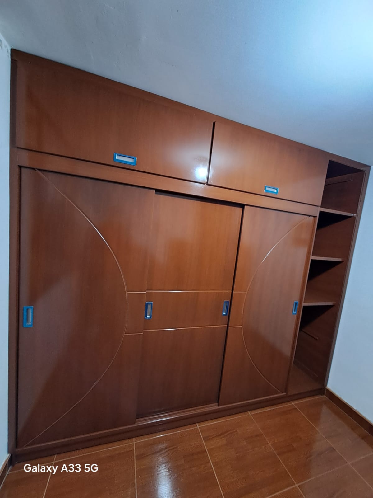 Closet_1 Closet_1